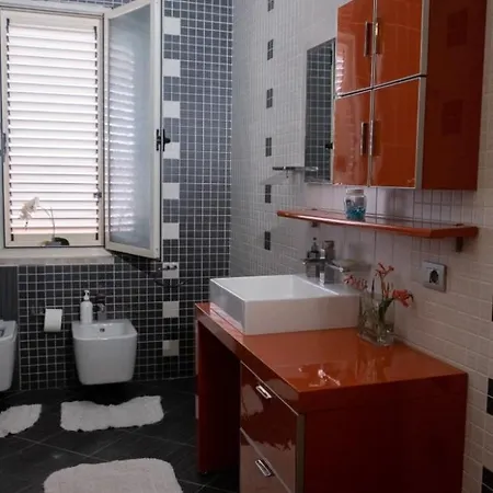 Albjona Casa de hóspedes Tirana