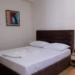 Albjona * Τίρανα